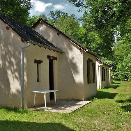 Camping Le Paisserou Najac Exterior photo