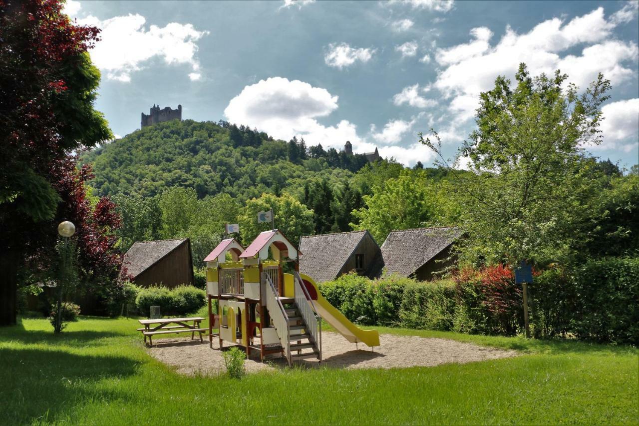Camping Le Paisserou Najac Exterior photo